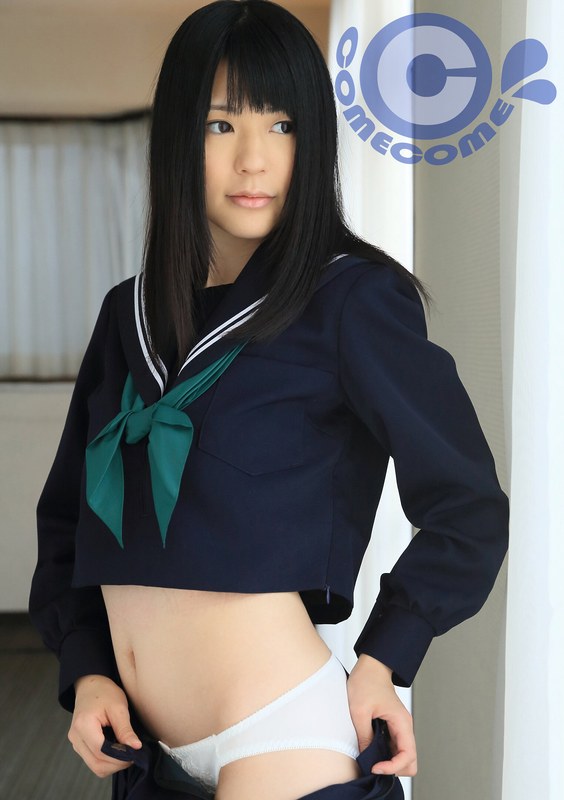 カメラを見つめる瞳がエロい制服少女のセックスはイヤラシ過ぎましたぁ~!! 幸田ユマ